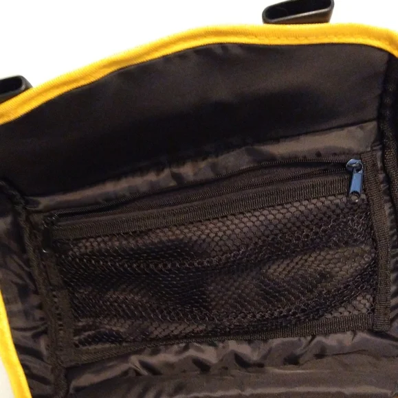 SOLD Nikon Camera Bag Padded Black - Picture 5 of 10